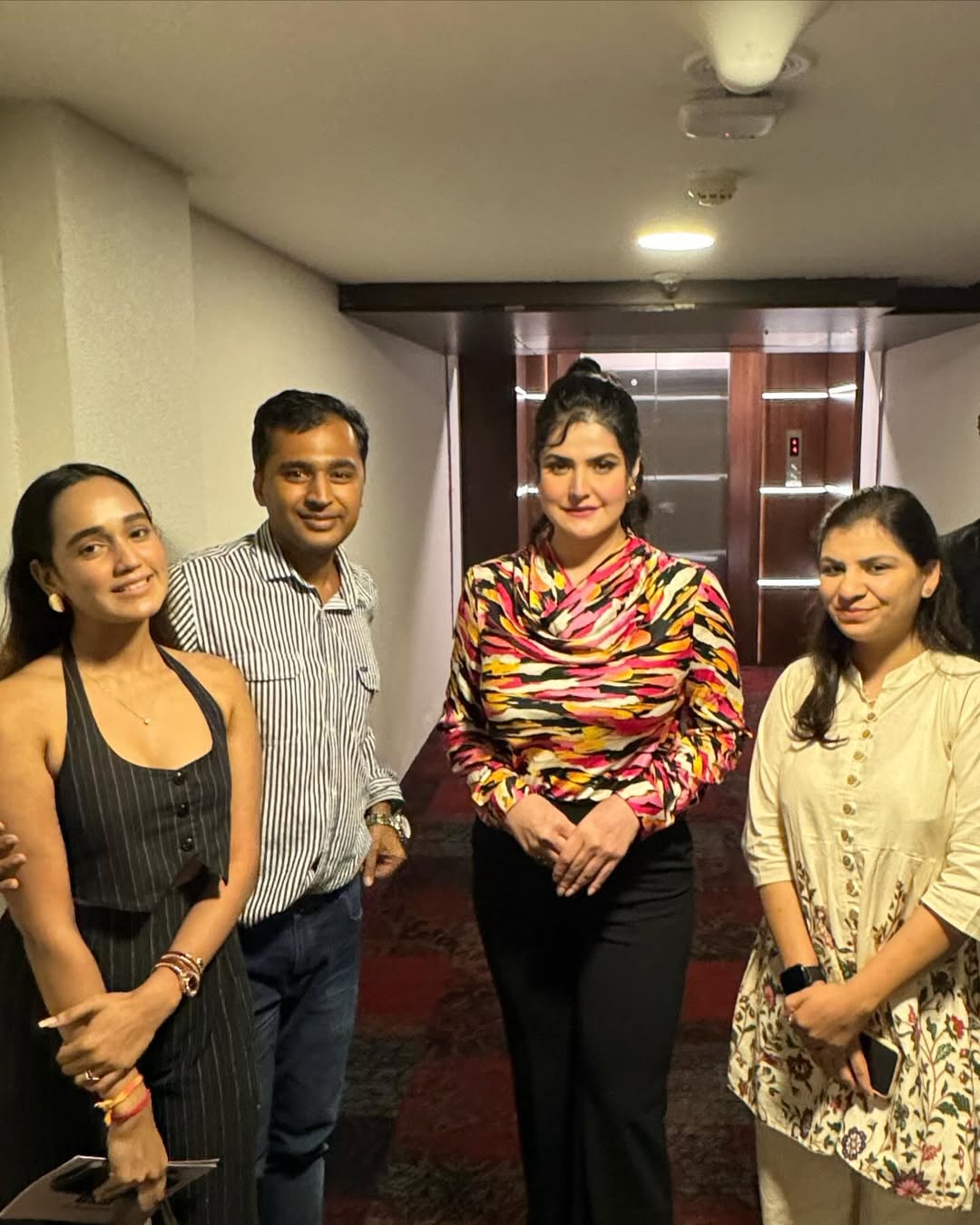 It was a pleasure working with @zareenkhan for @vivo_india mobile launch managed by @whitewagonentertainment and @tanushreevent #whitewagonentertainment #tanushreevent